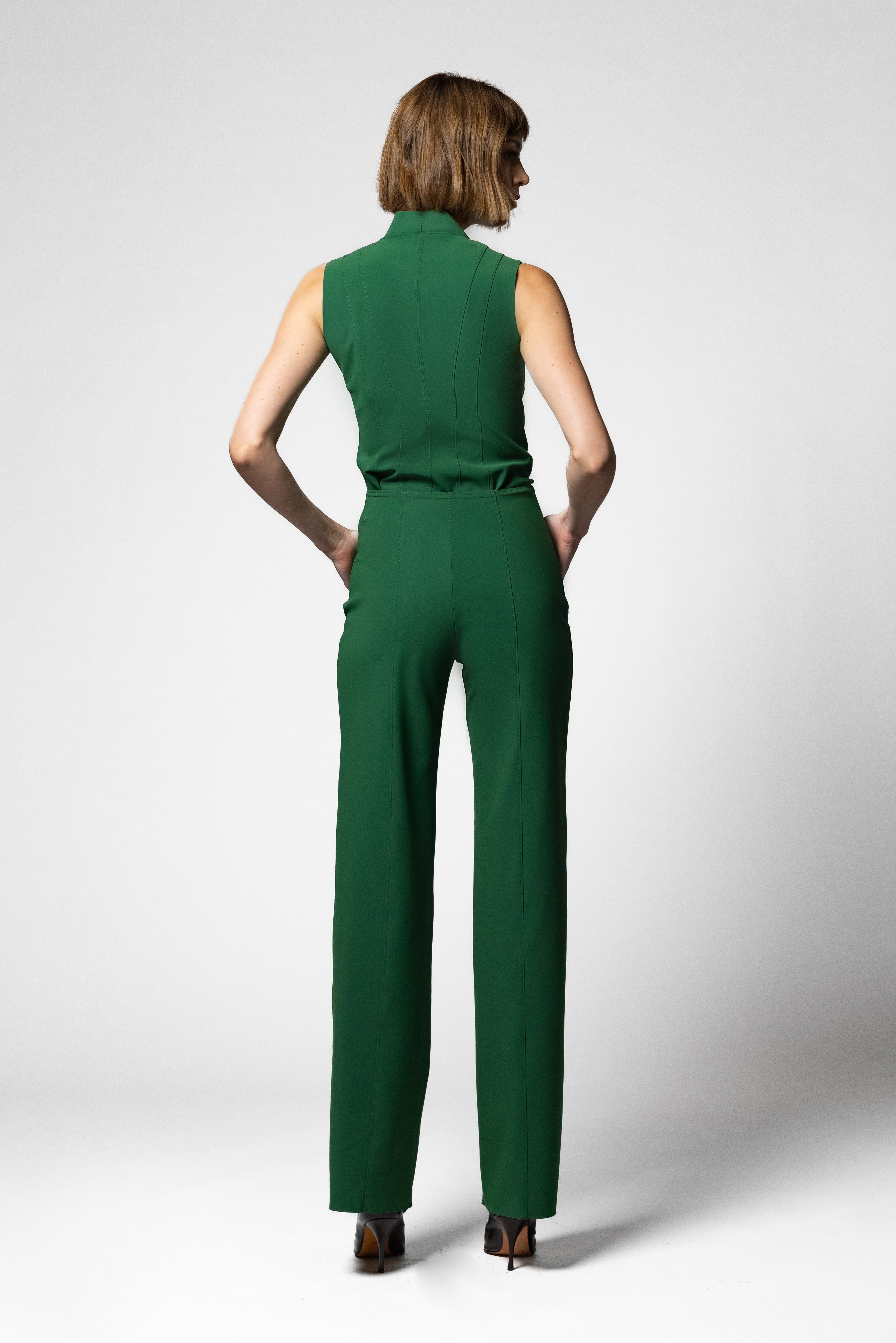 Zadie Pant - Pine